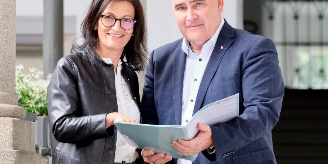 „Aktuelle Stunde“ zu Regionalbahnen: FPÖ und OÖVP setzen Zeichen im Oö. Landtag
