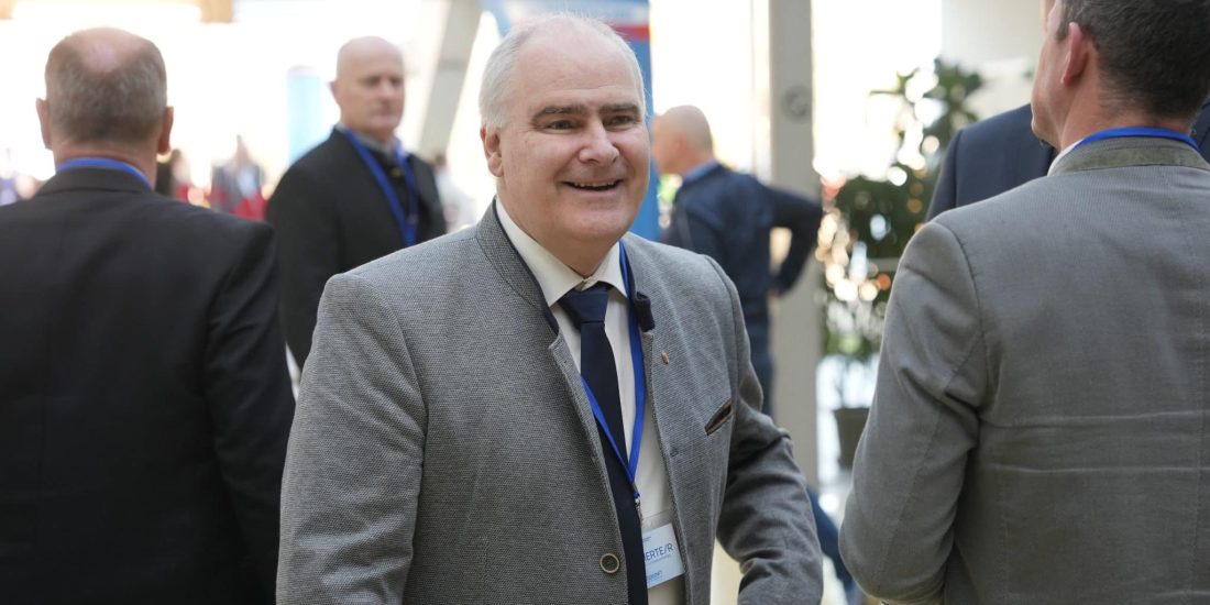 Klubobmann Dim: LR Winkler fehlt Übersicht bei Tierheimen und Hundeabnahmen FPÖ-Anfrage offenbart Mängel im SPÖ-Ressort – 14 von 16 abgenommen Hunden mussten außerhalb von OÖ untergebracht werden – Freiheitlicher Rat: Hausaufgaben statt Hausbesuche machen