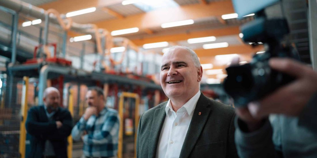 FPÖ und ÖVP mit Vorstoß für eine zeitweise Senkung der Steuern auf Treibstoff Gemeinsamer Initiativantrag im Oö. Landtag